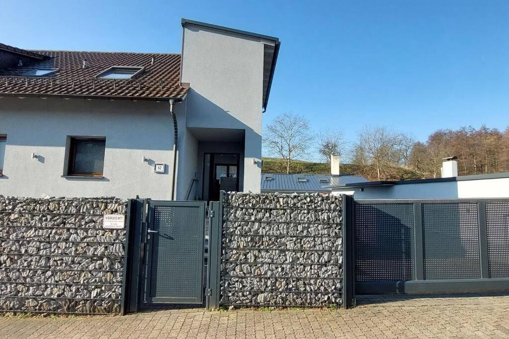 Grosse Tolle 4 Zimmer Ferienwohnung Im Herzen Des Odenwaldes Moerlenbach Екстер'єр фото