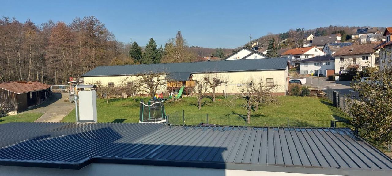 Grosse Tolle 4 Zimmer Ferienwohnung Im Herzen Des Odenwaldes Moerlenbach Екстер'єр фото