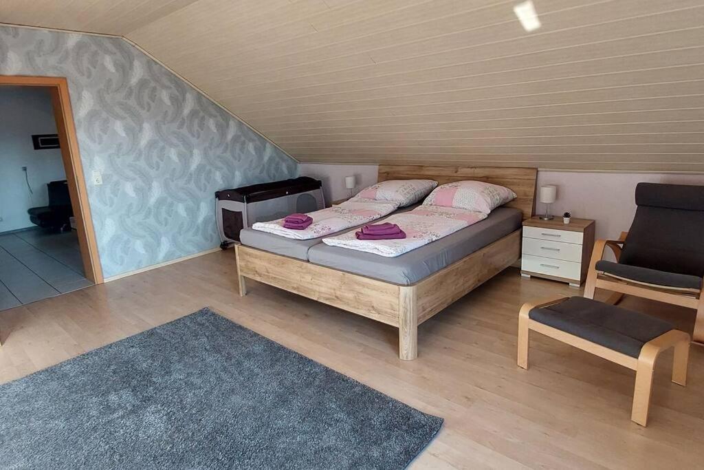 Grosse Tolle 4 Zimmer Ferienwohnung Im Herzen Des Odenwaldes Moerlenbach Екстер'єр фото