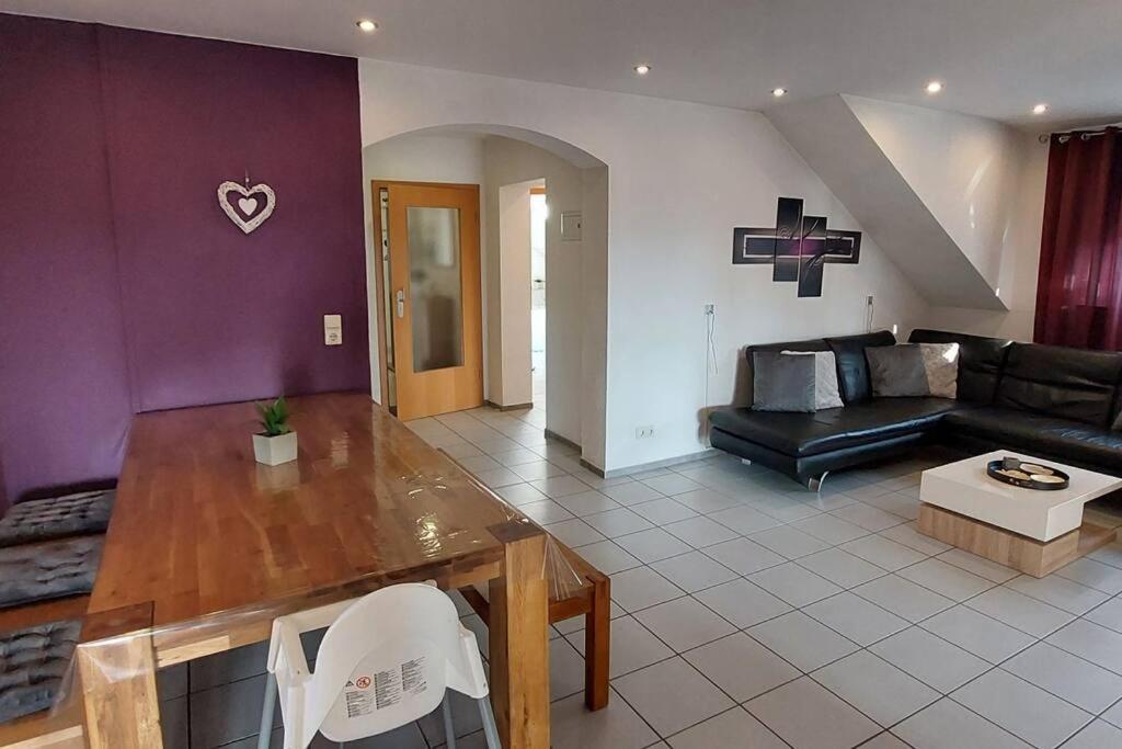 Grosse Tolle 4 Zimmer Ferienwohnung Im Herzen Des Odenwaldes Moerlenbach Екстер'єр фото