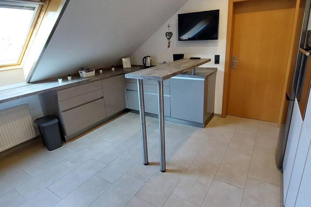 Grosse Tolle 4 Zimmer Ferienwohnung Im Herzen Des Odenwaldes Moerlenbach Екстер'єр фото